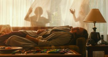 Film Review: Tully Charlize Theron in Tully